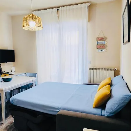 Relax Ad Terrazza E Posto Auto Apartment Alassio