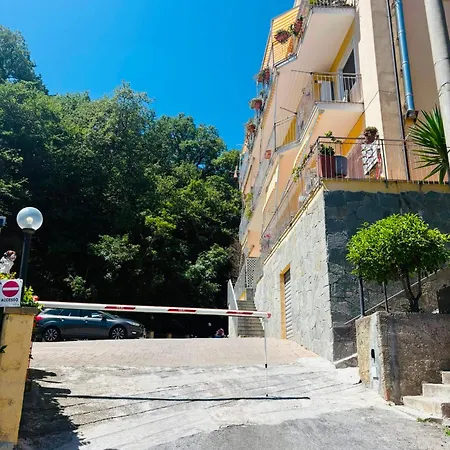 Relax Ad Terrazza E Posto Auto Alassio